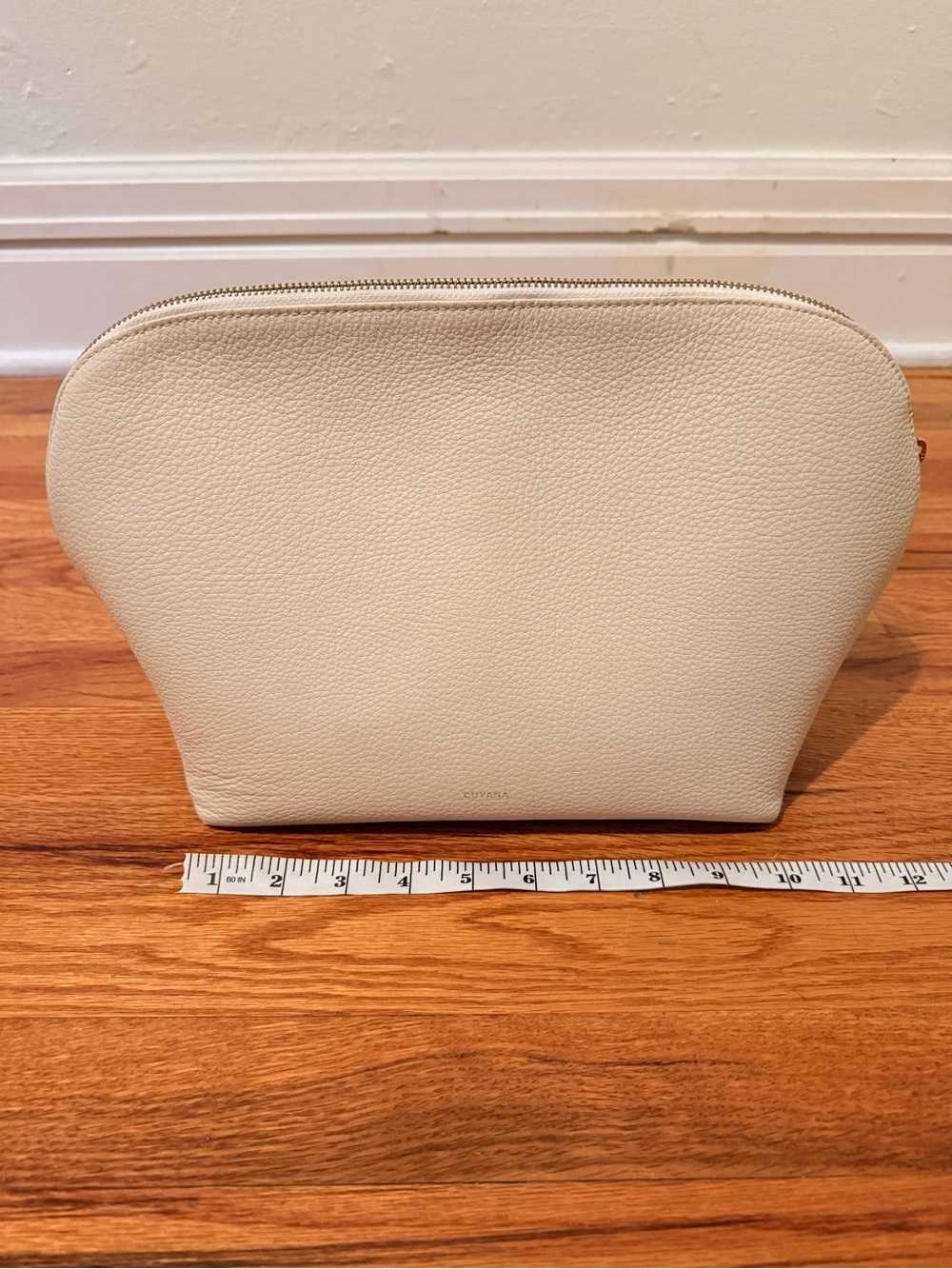 Cuyana Voyager Travel Case (Ecru)